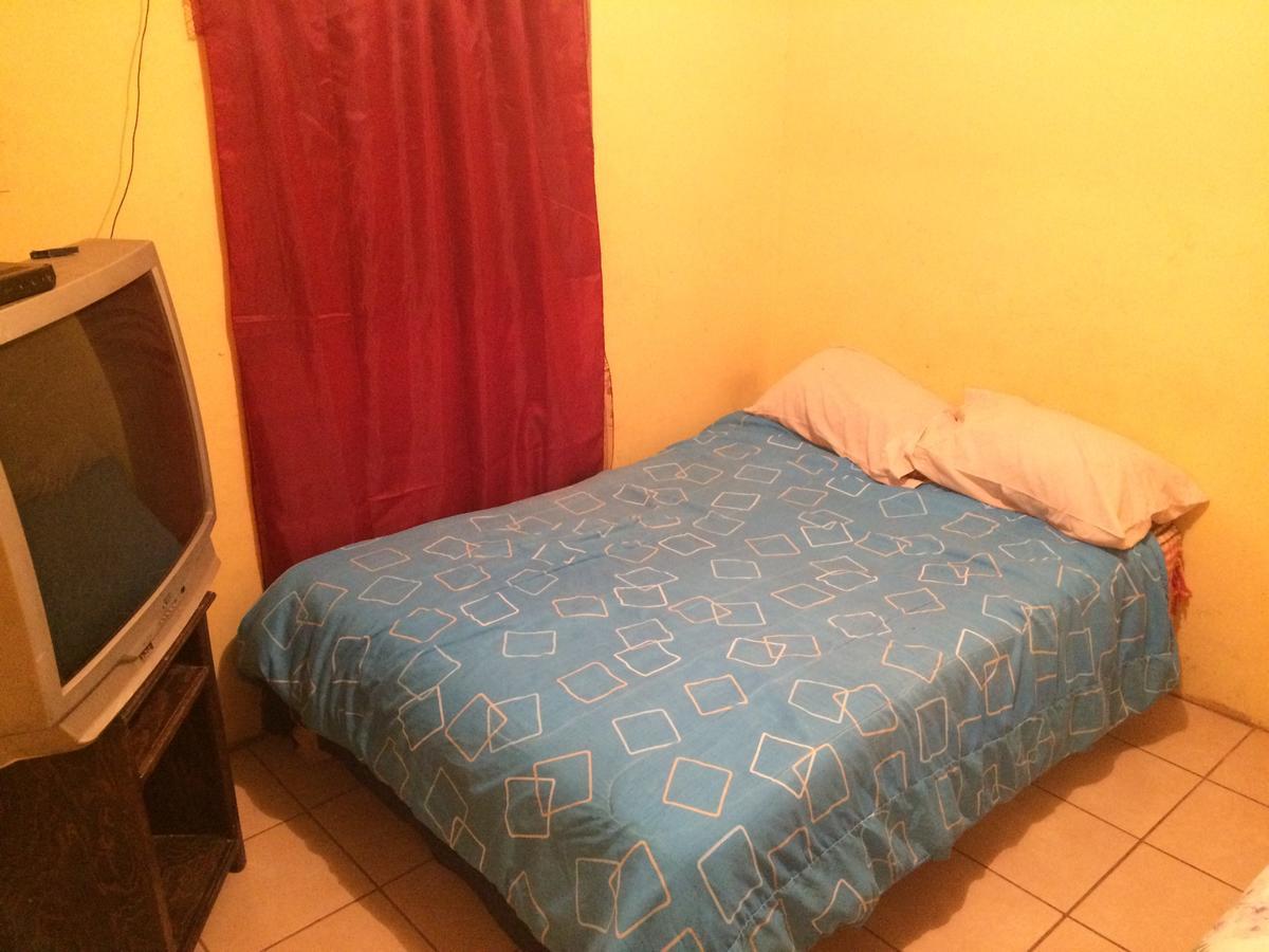 Blanquita Guesthouse Manuel F. Martínez Εξωτερικό φωτογραφία
